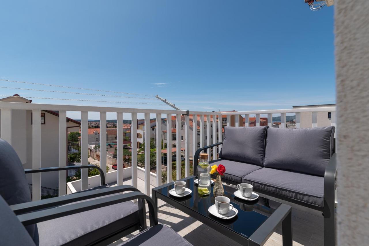 Apartmani Ville Vengo Trogir Exterior photo