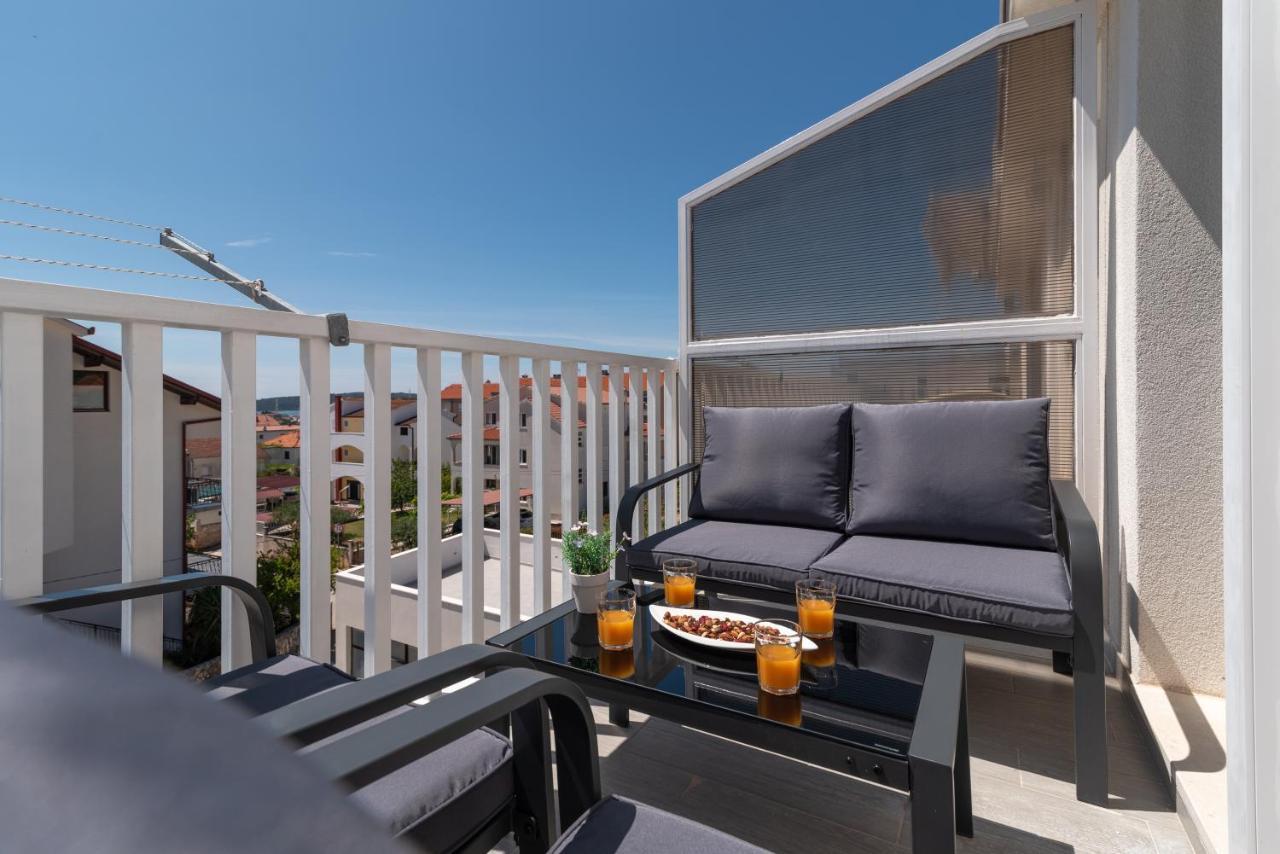 Apartmani Ville Vengo Trogir Exterior photo